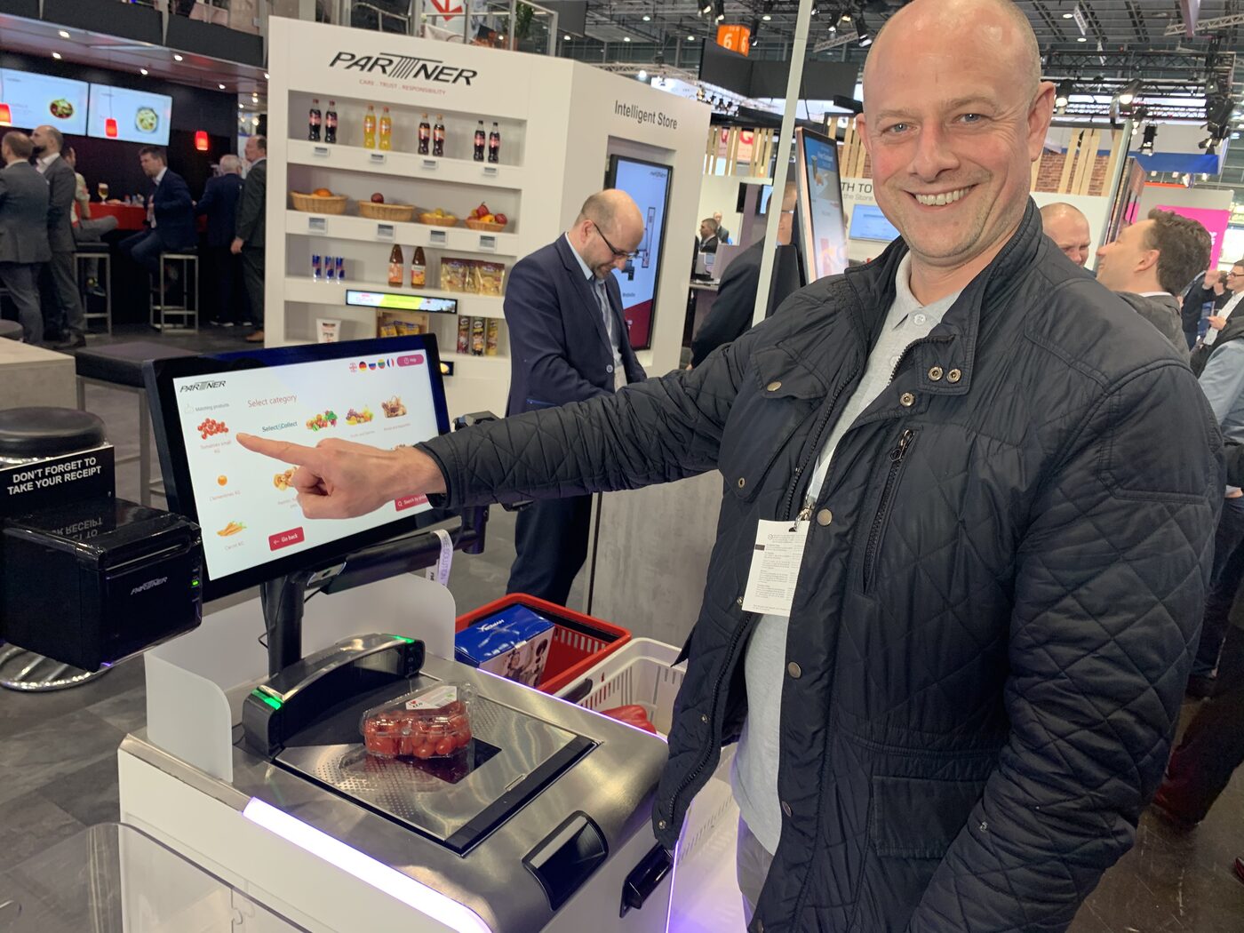 Live Retellect picklist demo on a Partner Tech self-checkout at EuroShop 2020 in Düsseldorf.